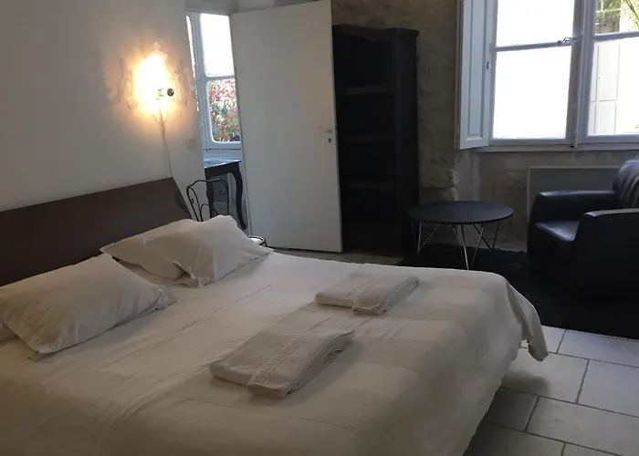 Boutique Hotel De La Place Des Vosges