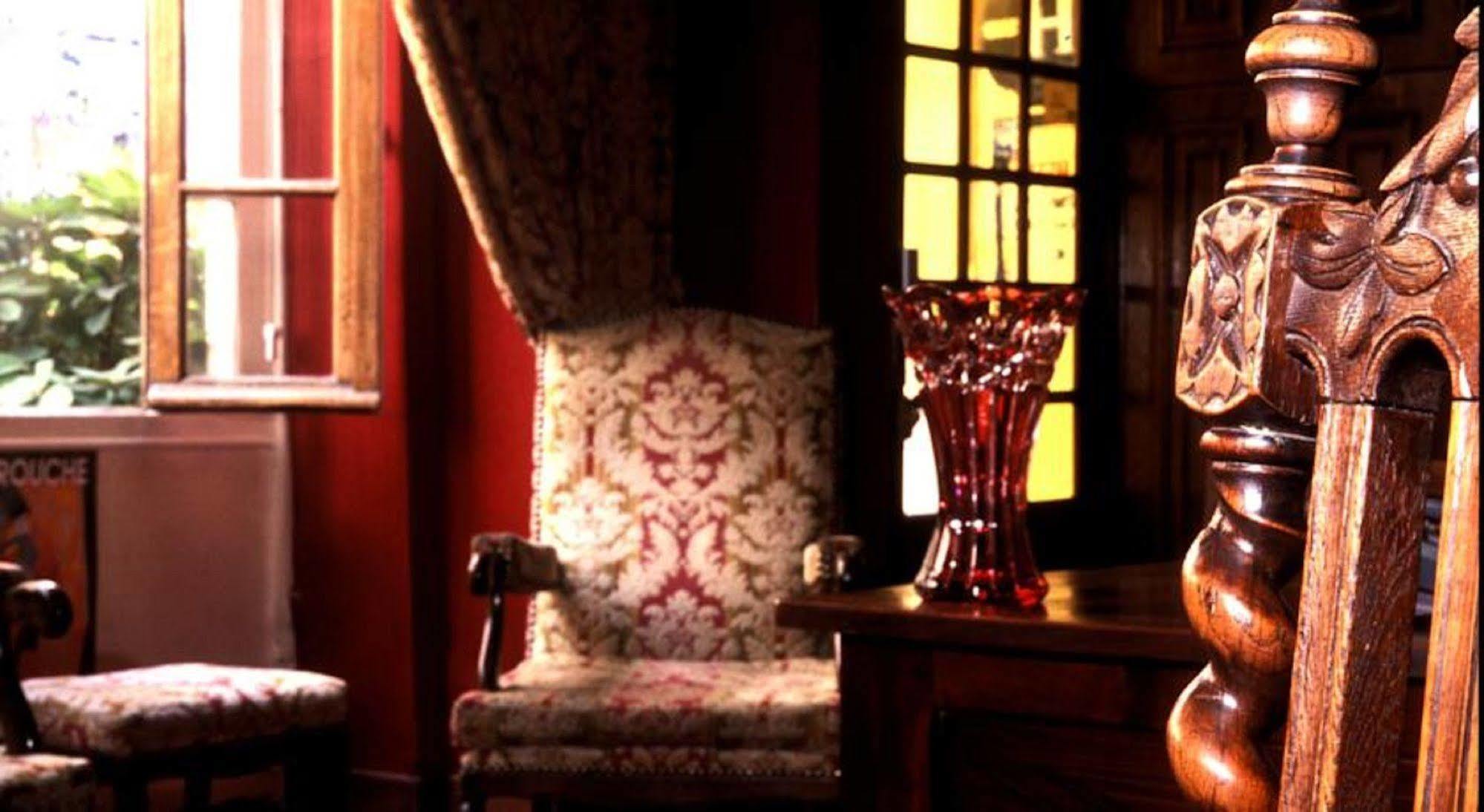Boutique De La Place Des Vosges 3* Parigi
